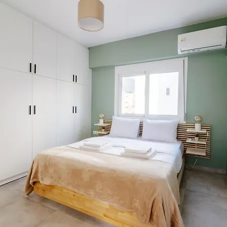 Stunning 2-Bedrooms Apartment In The Heart Of Athene Buitenkant foto