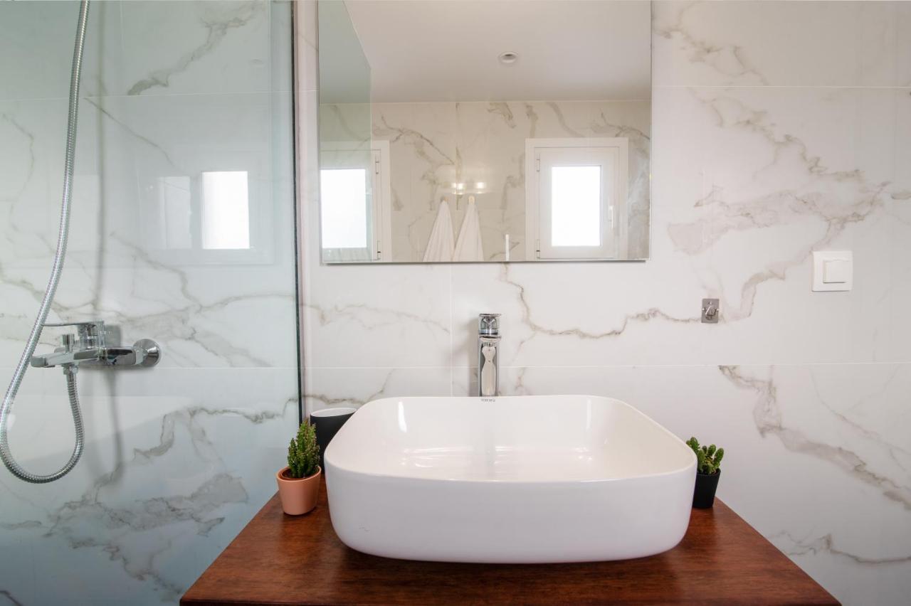 Stunning 2-bedrooms In The Heart Of * Athene